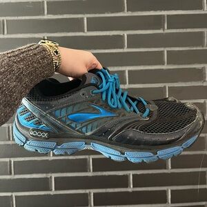 Men’s brooks running shoes